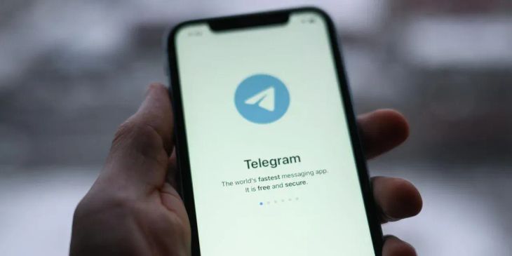 В Telegram начали тестировать встроенный ИИ-редактор сообщений