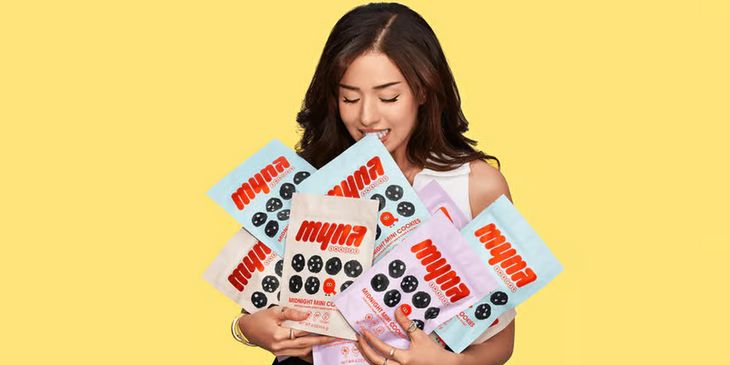 Печенье Myna Snacks от Pokimane больше не доступно для покупки — компания могла закрыться