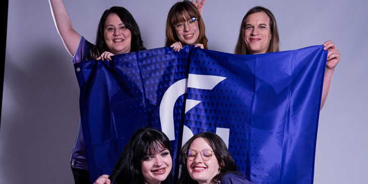 SK Gaming показала «женский» состав по League of Legends с трансгендерами* — фанаты разнесли клуб