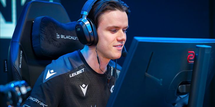 REZ: «Надеюсь, Cache заменит Dust2»