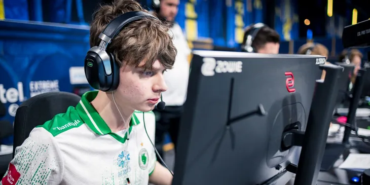 Team Falcons, Virtus.pro и G2 сыграют на новом турнире серии FISSURE PLAYGROUND по CS2