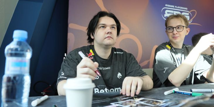 Silent: «Yatoro — самый невозмутимый  человек. Пальцев одной руки хватит, чтобы сосчитать моменты на КВ и официалках, когда он подгорел»