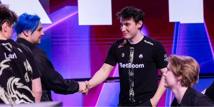 Collapse про рейтинг Dota 2 в Азии и СНГ: «Если у тебя 200-й ранг в Азии, это значит, у тебя 9 тыс. MMR»