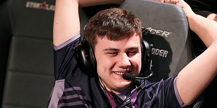 Команда rostislav_999 и iLTW обыграла коллектив AdmiralBulldog и стала чемпионом «Игр Будущего 2025»