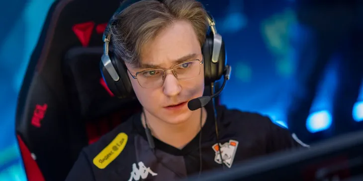 FL4MUS: Virtus.pro и Falcons закончат вторую стадию мейджора без единого поражения