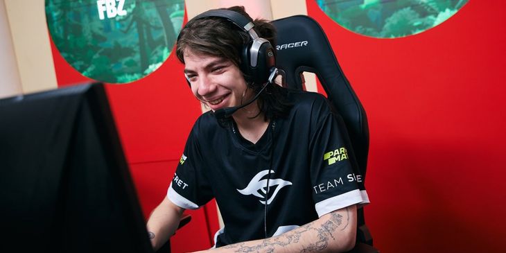 Инсайдер: Yamich и MidOne вошли в новый состав MOUZ по Dota 2