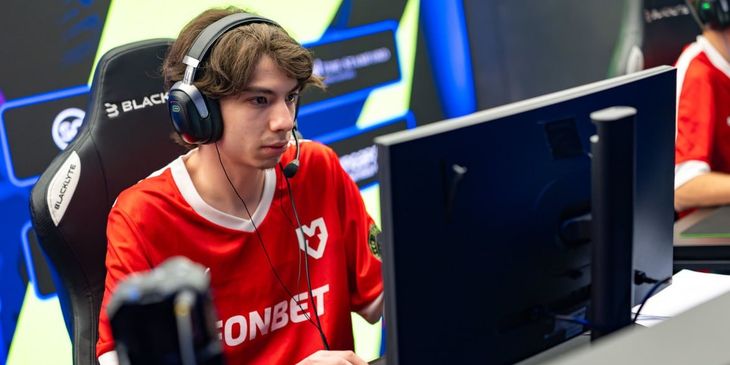 NAVI поборются с MOUZ в стартовом матче отборочных на ESL One Birmingham 2026