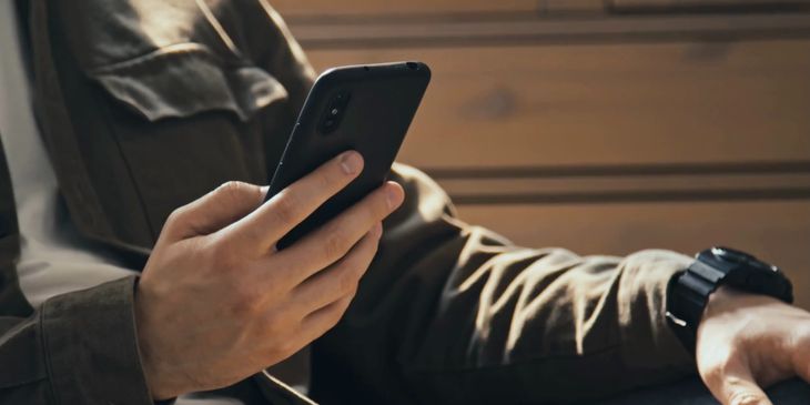 Госдума в первом чтении приняла закон о создании реестра смартфонов