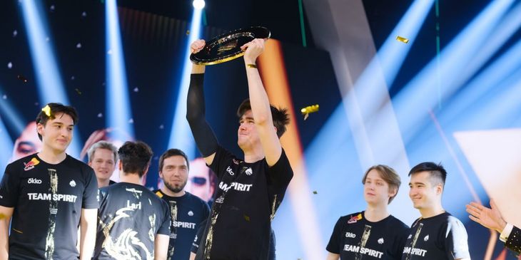 «Просто абсурд» — Korb3n про возвращение Miposhka в Spirit перед TI15