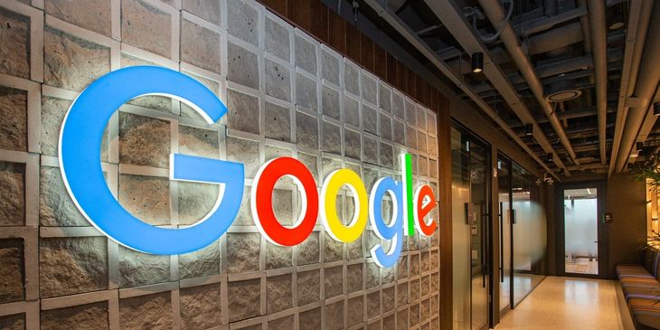 Материнская компания Google продаст акции на $80 млрд для финансирования ИИ