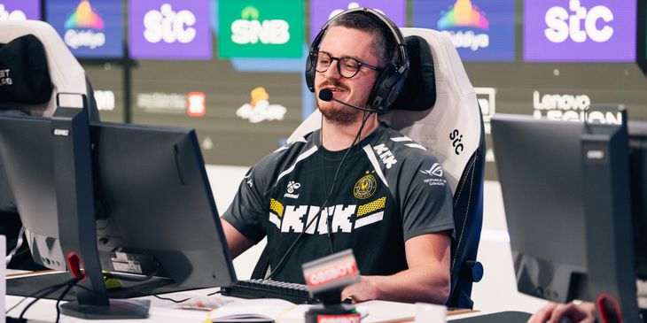 Team Vitality начала выступление в квалификации на BLAST Open London 2025 с победы над M80