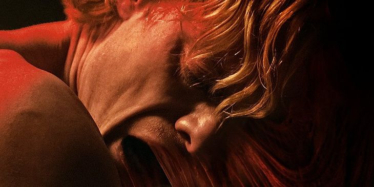 Трейлер и постеры хоррора «Глиноликий» о враге Бэтмена