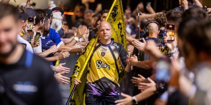 NiKo, HeavyGod и magixx назвали лучшего тренера в 2026 году — все, кроме одного, проголосовали единогласно