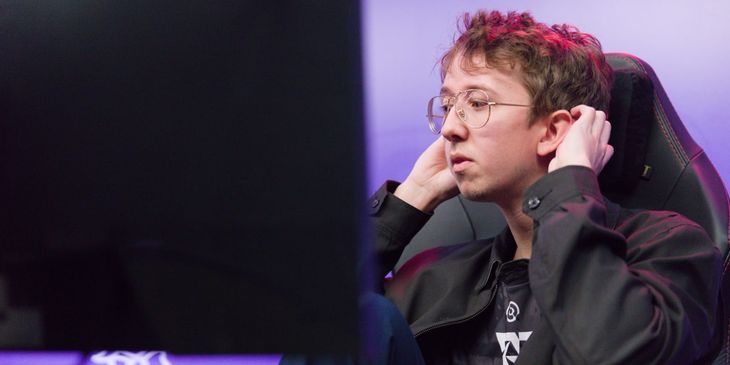 Ari о 33: «Он не диктатор, который просто говорит, что делать»