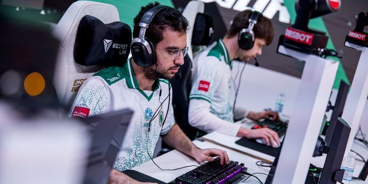 Team Falcons одержала вторую победу на The International 2025, обыграв Tundra Esports