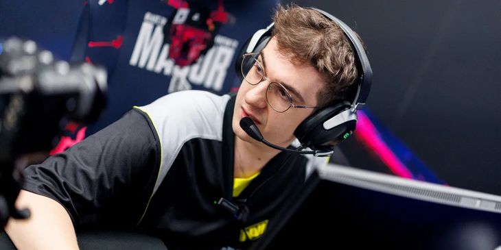 Ростер Evelone прошёл в гранд-финал Rofl Streamers Battle, переиграв коллектив Buster