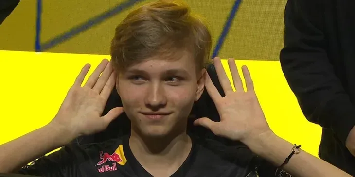 M0NESY перешел в Team Falcons