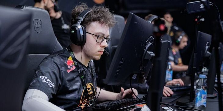 Инсайдеры: FaZe Clan начала тренировки без karrigan