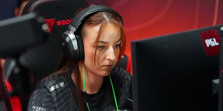 Kat: «Есть девушки, которые могли бы добиться успеха, если бы их талант развивали и помогали им расти так же, как мужчинам»