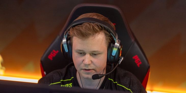 Аналитики склоняются к победе NIP над Liquid в отборочных на BLAST Bounty Winter 2026