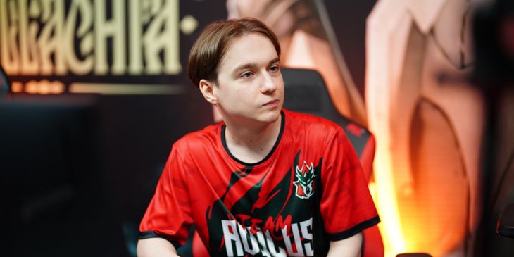 Smiling Knight об уходе из AVULUS: «Срок нашей договоренности подошел к концу, и я решил не продолжать играть дальше с ребятами»