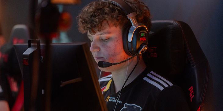 YEKINDAR показал автограф, который может использовать на StarLadder Budapest Major 2025