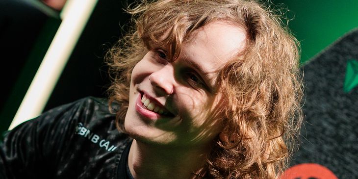 «Все игроки — старпёры, пропердевшие свои места» — интервью с dyrachyo о киберспортсменах в Китае, 322 от TaiLung, прогнозах на TI15 и долгах FISSURE