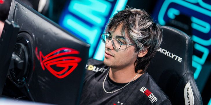 FaZe Clan справилась с NAVI Junior на Roman Imperium Cup IX