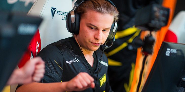 Natus Vincere или G2 Esports — кто победит в матче на ESL Pro League Season 23?