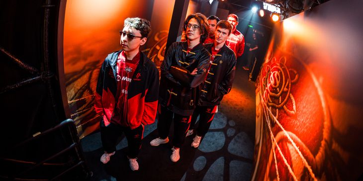Team Yandex вышла в финал верхней сетки плей-офф The International 2026, обыграв Nigma Galaxy