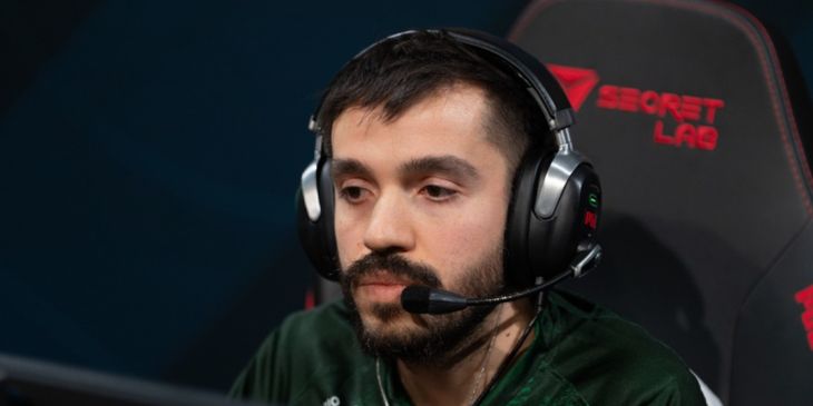 BCGame отправила в запас двух игроков