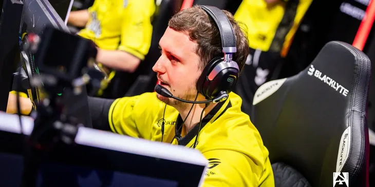 HLTV.org признал mezii лучшим опорником 2025 года