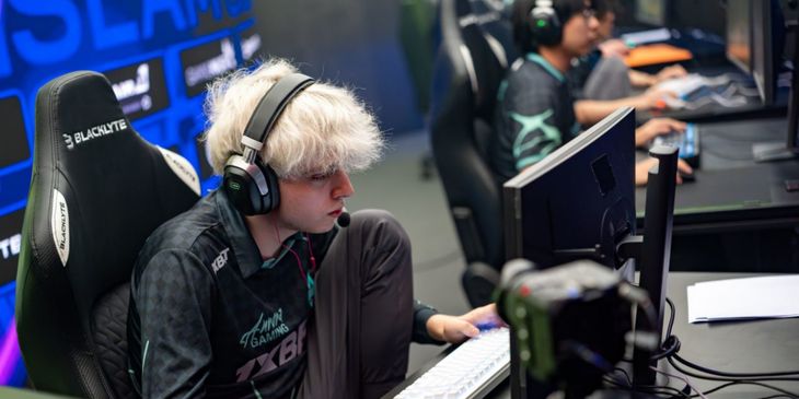 «Когда ты просто AFK фармишь» — Nightfall назвал главные ошибки керри