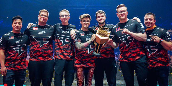 Ropz мог не попасть в FaZe Clan в 2022 году — фанаты построили теорию о прошлых планах клуба