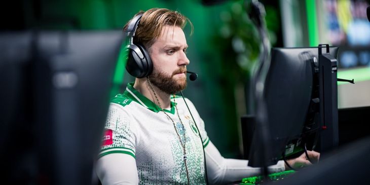 Team Falcons прошла в полуфинал BLAST Rivals Fall 2025, обыграв Passion UA