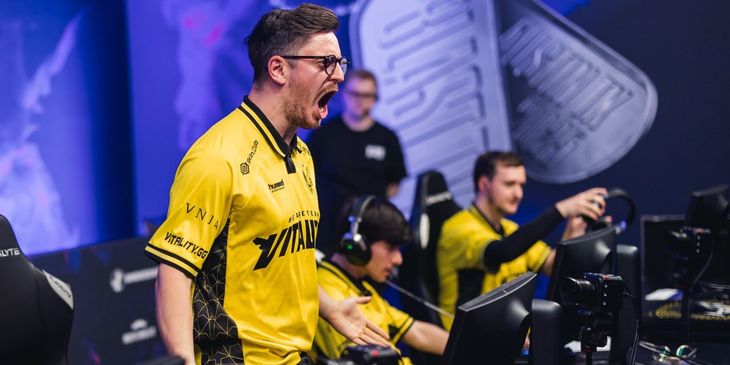 ApEX потроллил зрителей, освистывающих его во время матча с NAVI: «"У-у-у". Это всё, что вы можете сказать»