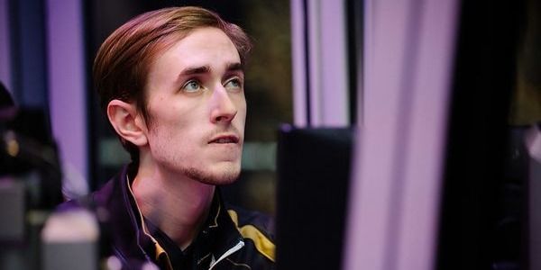 Soniqs разделили очки с Royal Never Give Up на PGL Arlington Major 2022