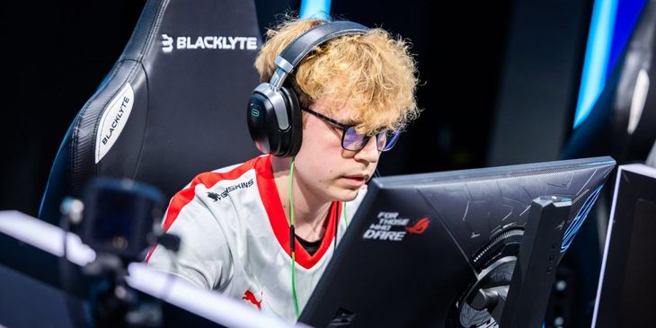 MOUZ сыграет с Team Vitality в полуфинале BLAST Open London 2025