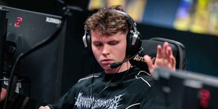 HLTV.org: команда s1mple может взять австралийца на место electroNic и сменить регион перед мейджором