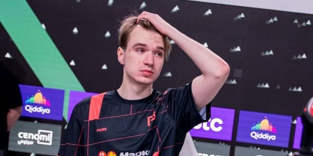 V-Tune о выступлении BetBoom Team против Falcons на TI14: «Просто Pure~ не в форме»