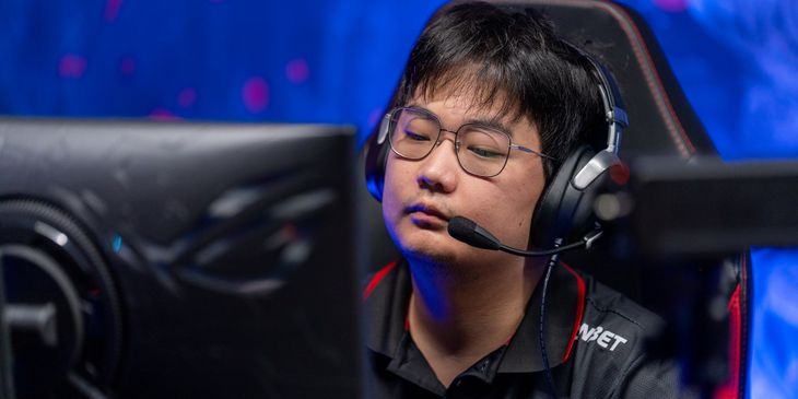 Ahilles потроллил керри MOUZ за 0/13 на Tiny: «Всегда нравились прощальные матчи игроков»