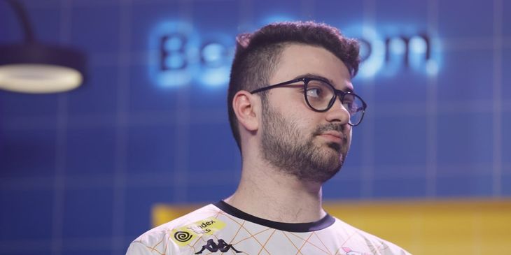 N0rb3r7 про удары по столу: «Меня electroNic всегда за это ругал»