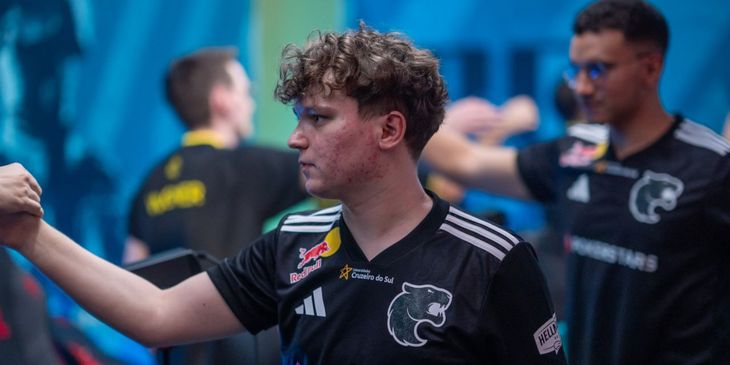 FURIA Esports вышла в финал Thunderpick World Championship 2025, обыграв Aurora Gaming