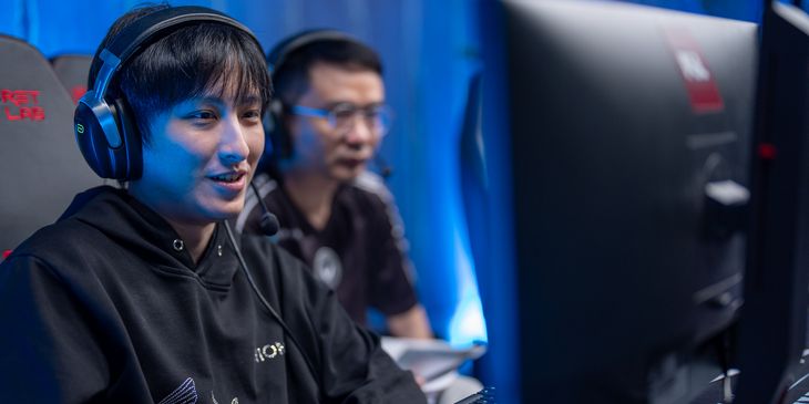 Xtreme Gaming выиграла третий матч подряд на The International 2025, одолев Team Falcons