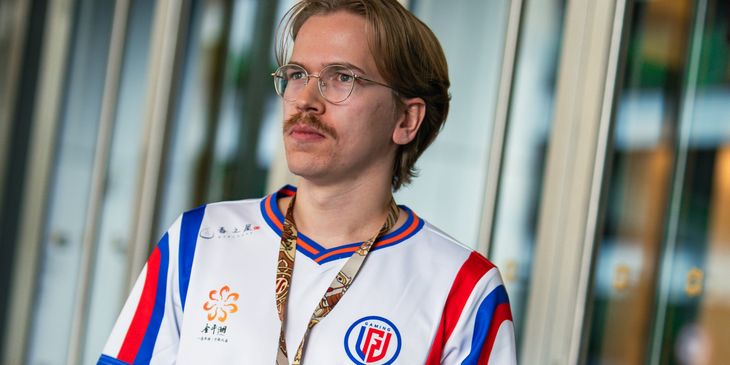 MidOne поддержал Topson после вылета из TI15: «В следующий раз повезет»