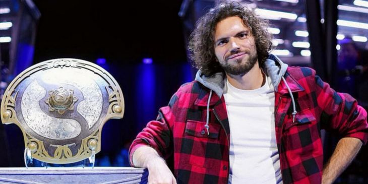 Lil: «Многие игроки новой школы играют очень скриптовано. Последние года 4-5 геймплей "четвёрки" был одинаковым»