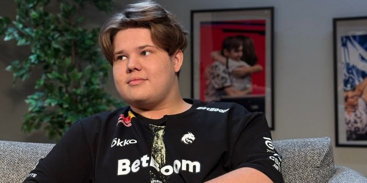 TN1R и zweih показали Pick'Em на второй этап StarLadder Budapest Major 2025 — оба верят в Aurora