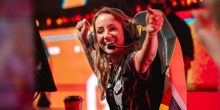 «Мы с G2 не смогли договориться о новом контракте» — Petra объявила об окончании карьеры