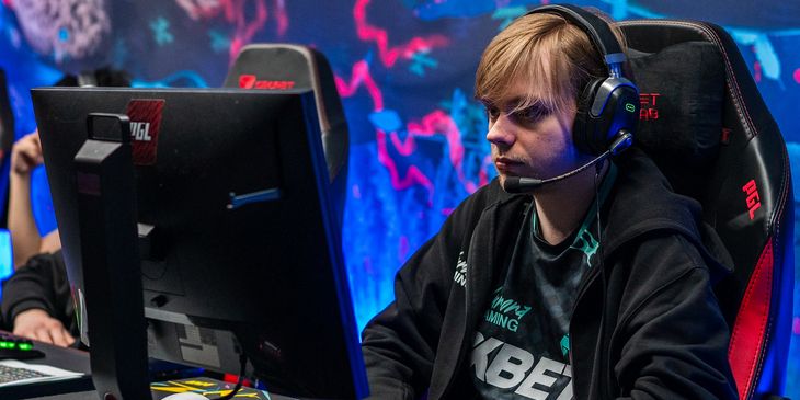 Aurora Gaming выбила Heroic в нижнюю сетку плей-офф на PGL Wallachia Season 8