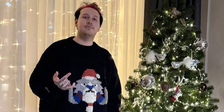 BetBoom Team выпустила новогодний свитер